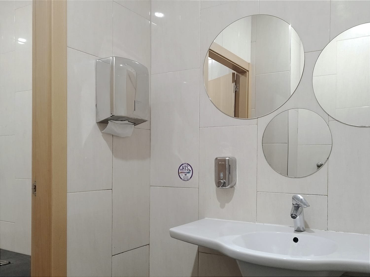 WhatsApp Image 2024-04-29 at 15.39.36