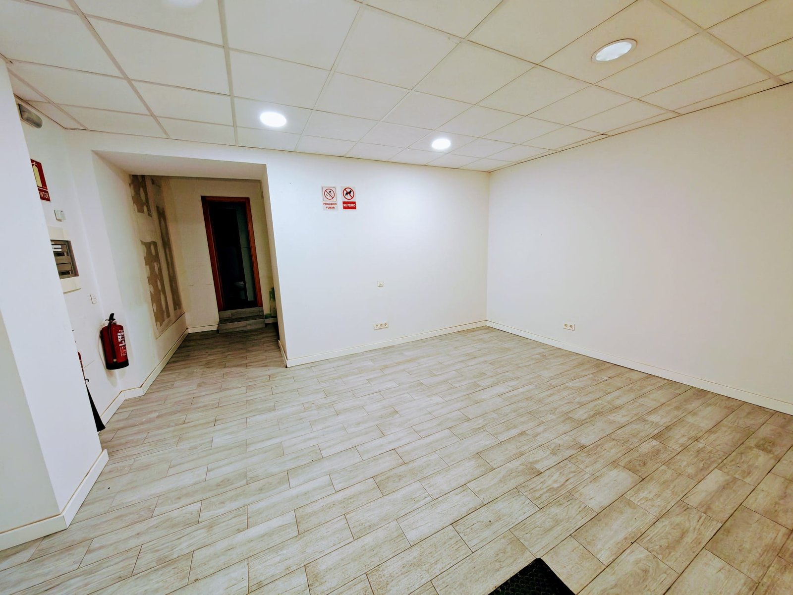 WhatsApp Image 2025-02-12 at 13.57.00 (2)