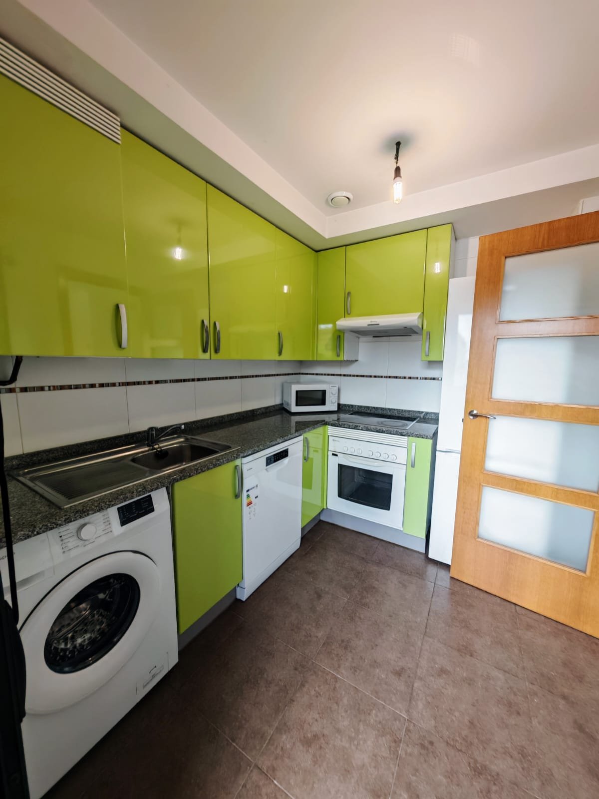 WhatsApp Image 2025-03-06 at 18.15.29 (1)