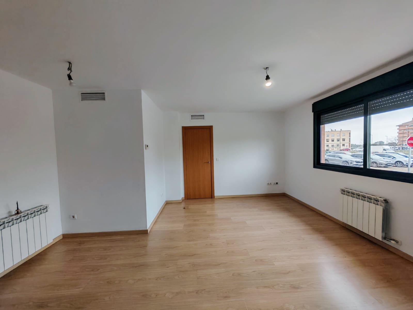 WhatsApp Image 2025-03-06 at 18.15.29 (9)