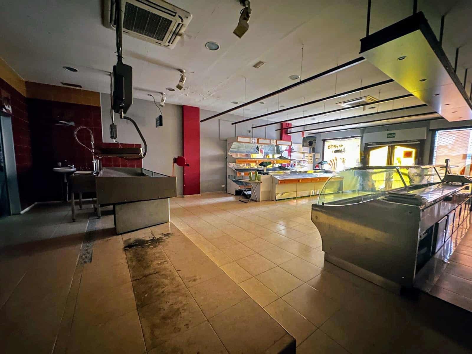 WhatsApp Image 2025-03-26 at 10.46.33 (4)