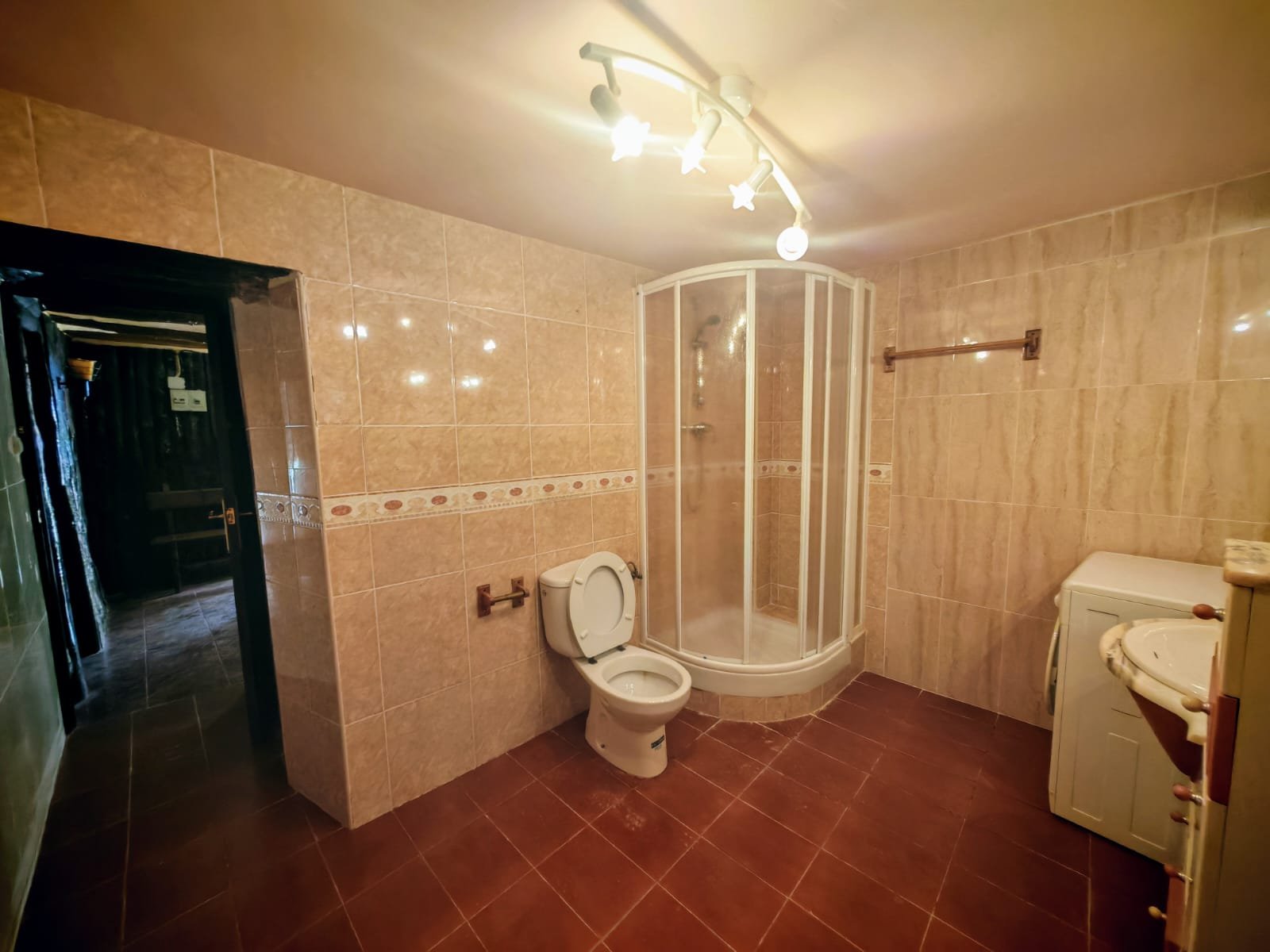 WhatsApp Image 2025-09-03 at 10.04.01 (4)